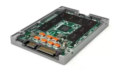 Cisco 100GB SATA 3Gb/s Hot Swap 2.5-inch Solid State Drive (SSD) with Tray UCS-SSD100GI1F105