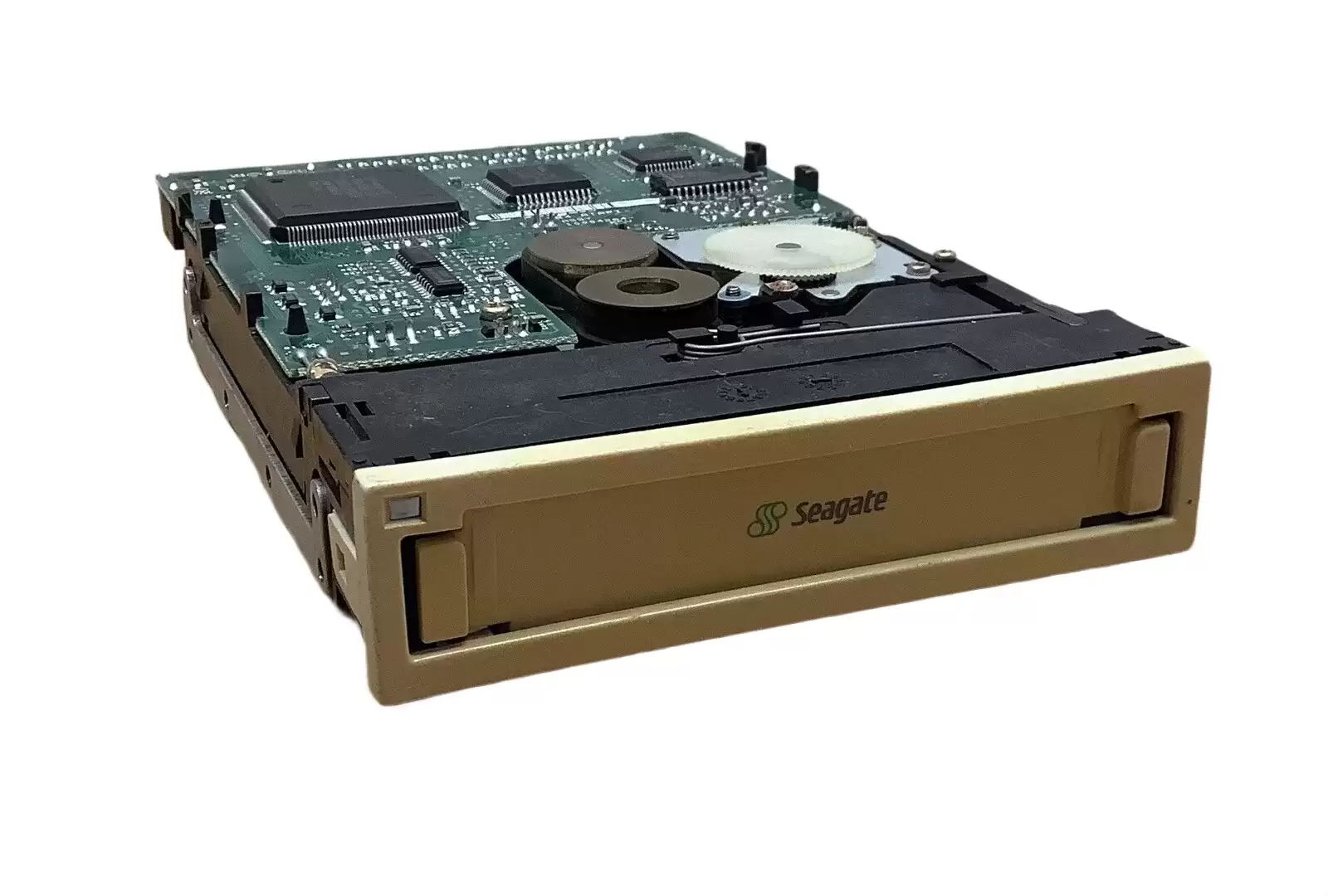 Seagate STT38000A 4GB (Native) / 8GB (Compressed) IDE SCSI Internal Tape Drive