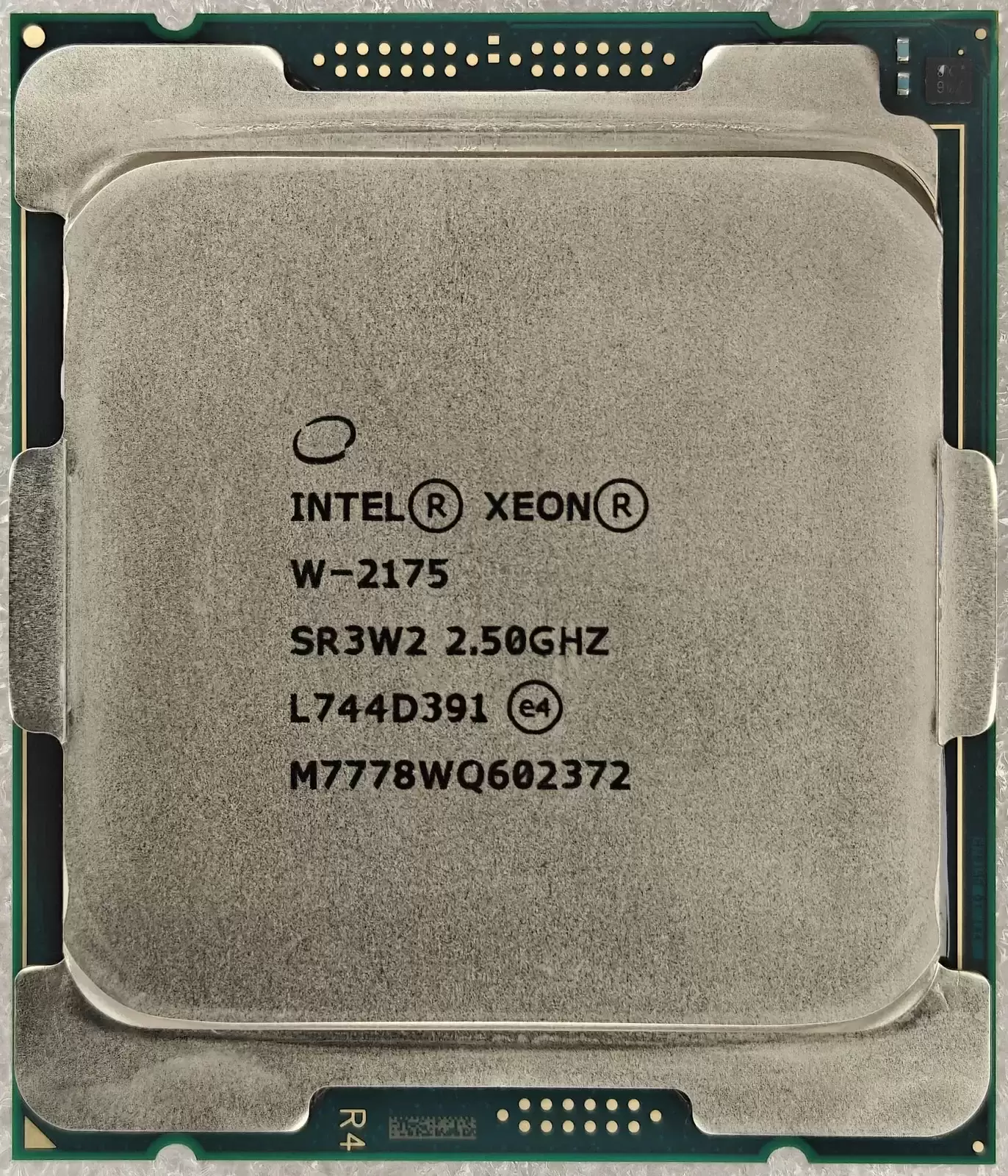 Intel SR3W2 Xeon W-2175 14-Core 2.50GHz 8GTs/ DMI 25MB L3 Cache Socket LGA2066 Processor