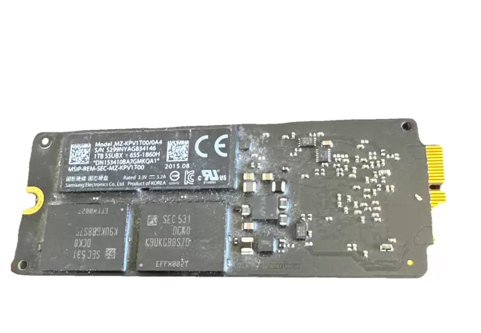 Samsung MZ-KPV1T00 1TB PCI-Express 3.0 x4 NVME MLC M.2 2280 Solid State Drive For Apple MacBook