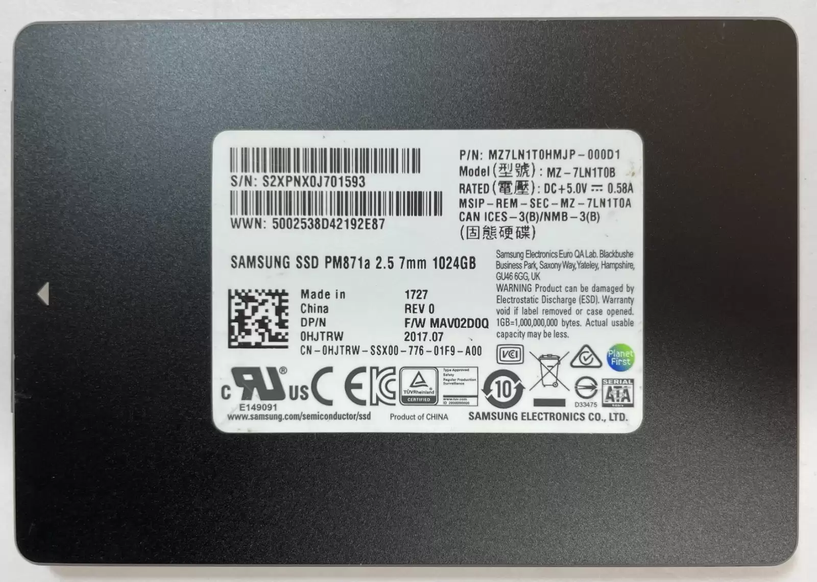 Samsung MZ-7LN1T0B PM871a Series 1TB SATA 6Gb/s TLC 2.5-inch Solid State Drive