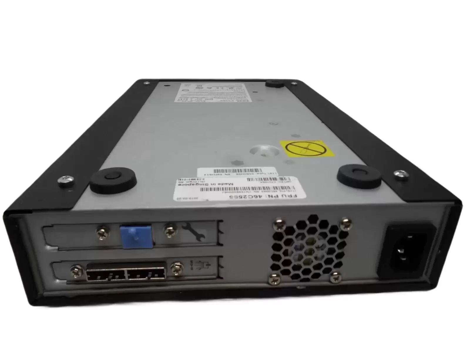 IBM 46C2656 RDX SuperSpeed 160GB (Native) / 320GB (Compressed) LTO-5 USB 3.0 Half Height External Tape Drive