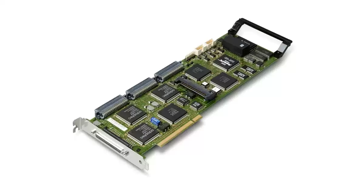 IBM 00N9549 ServeRAID 3H 3 Channel Ultra2 SCSI PCI-Express 64-Bit RAID Controller Card