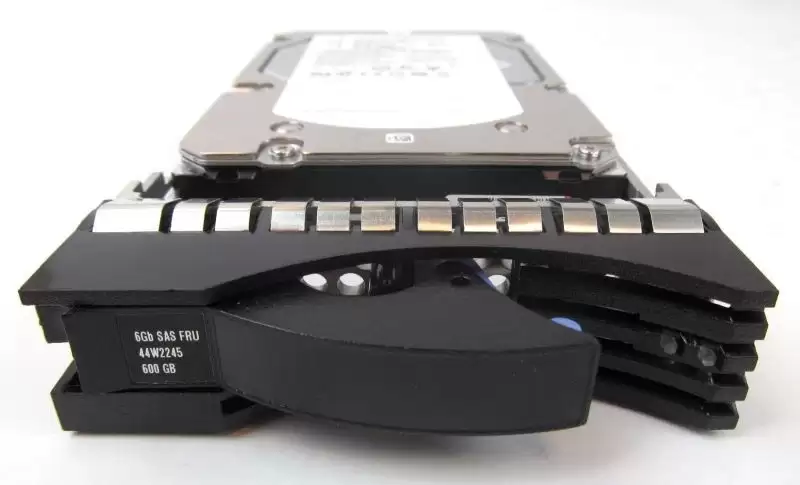 IBM 44W2246 600GB SAS 6Gb/s 15000RPM 3.5inch Internal Hard Drive with Tray for System x3200 M3