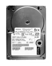 Hitachi 73GB 10000RPM Ultra-320 SCSI 68-Pin 3.5-inch Hard Drive IC35L073UWDY10-0