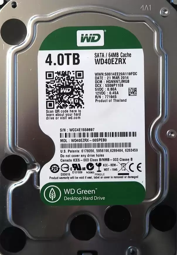 Western Digital WD40EZRX-00SPEB0 Green 4TB SATA 6GB/s 5400RPM 64MB Cache 3.5inch Internal Hard Drive